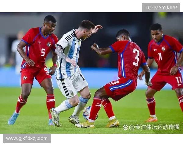 友谊赛强度惊人梅西遭恶犯阿尔马达眉骨重伤