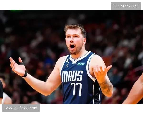 东契奇季前赛表现出色轻松砍下31分5板9助展现瘦身效果